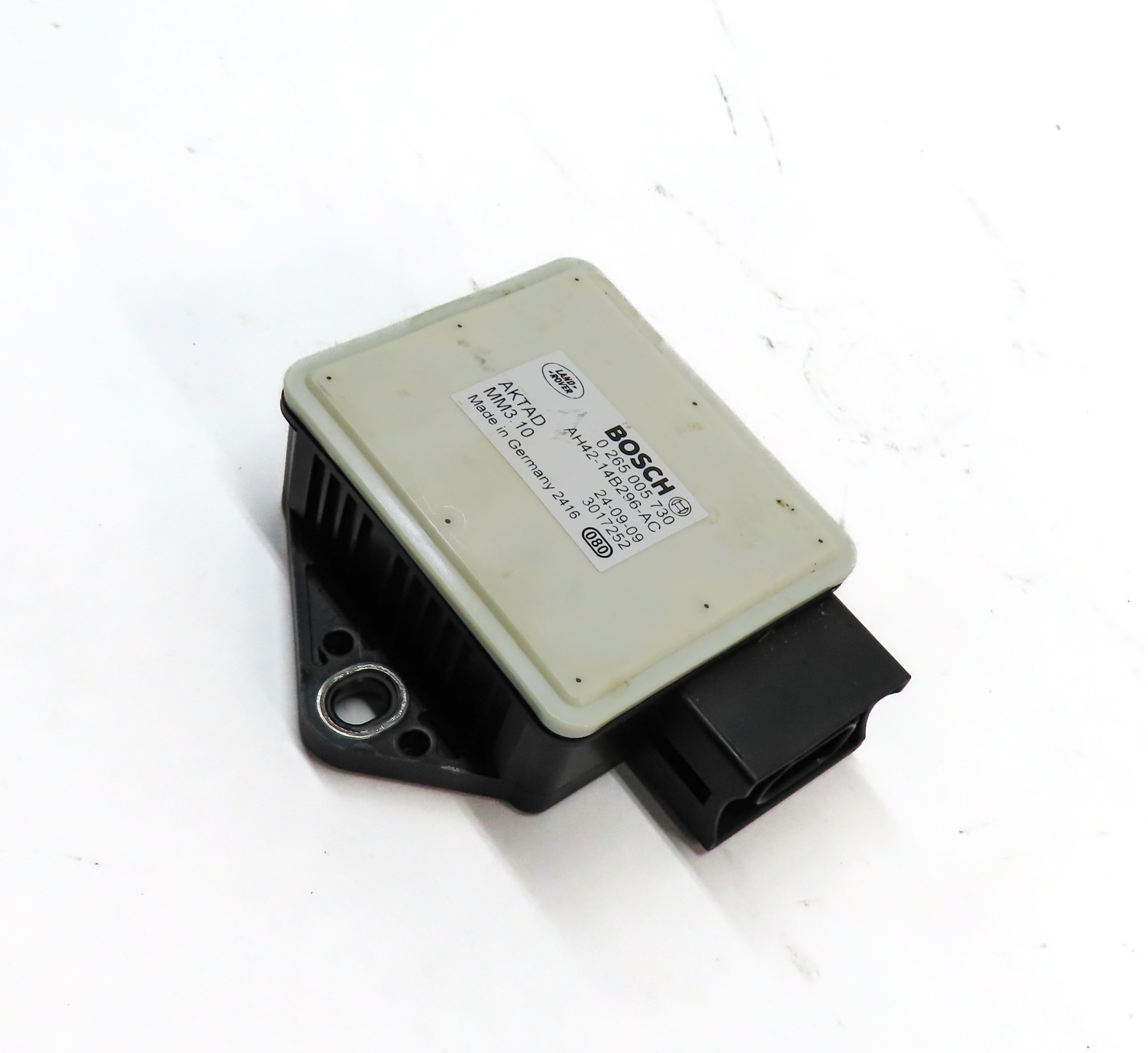2010 RANGE ROVER (L322) YAW TURN RATE SPEED SENSOR MODULE — exact item pictured